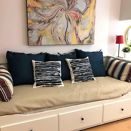 Apartment Studio In Center! Tram 28
